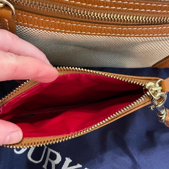 Dooney said Bourke hobo with matching wristlet. - Picture 4 of 13